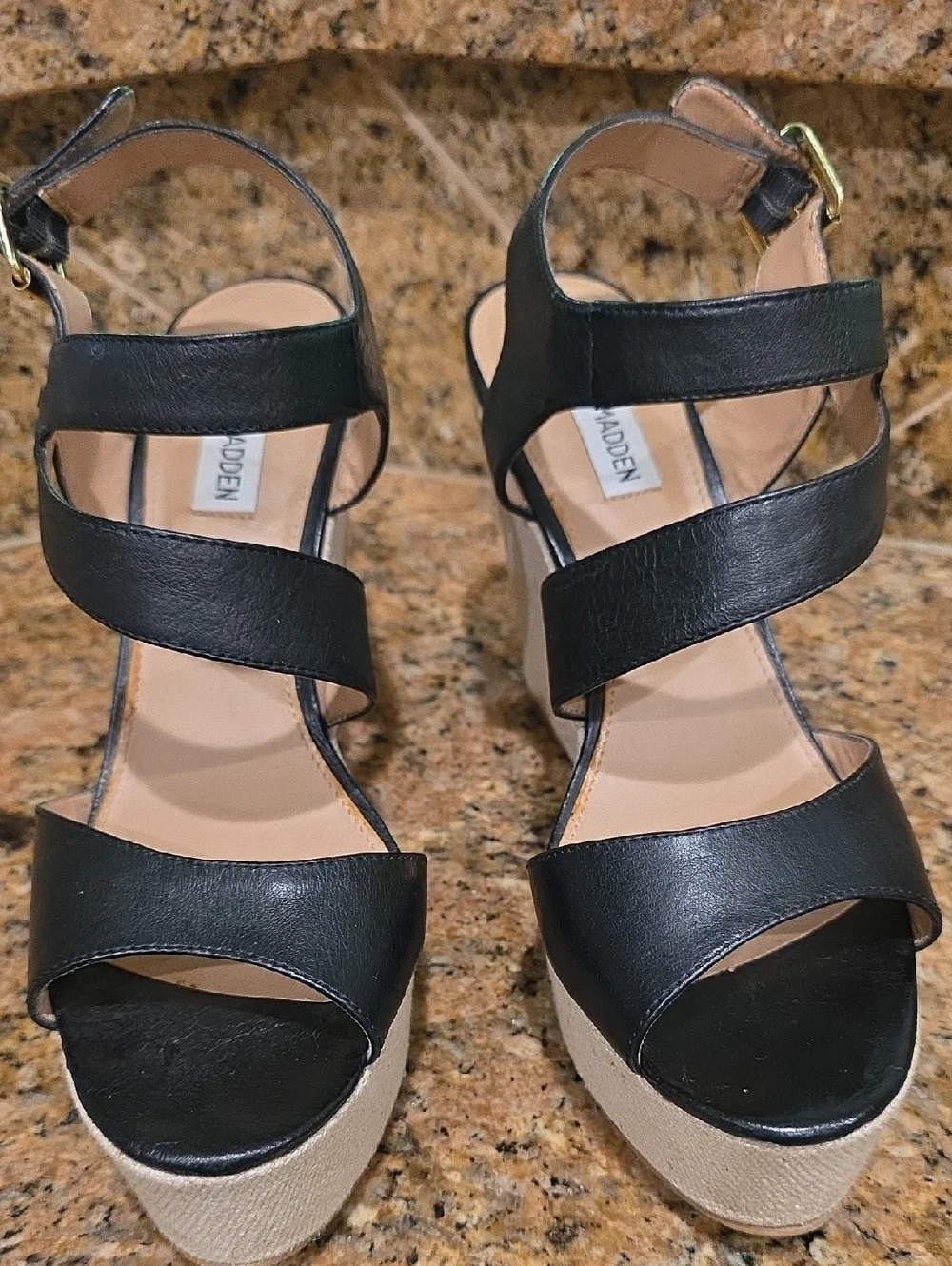 Steve Madden Wedge Sandals - SZ 10 - Picture 4 of 10